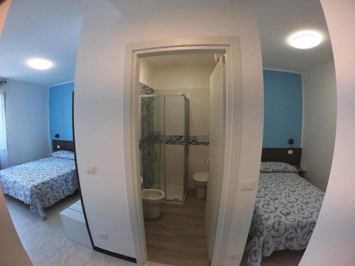 Hotel Aurora วาราซเซ ภายนอก รูปภาพ